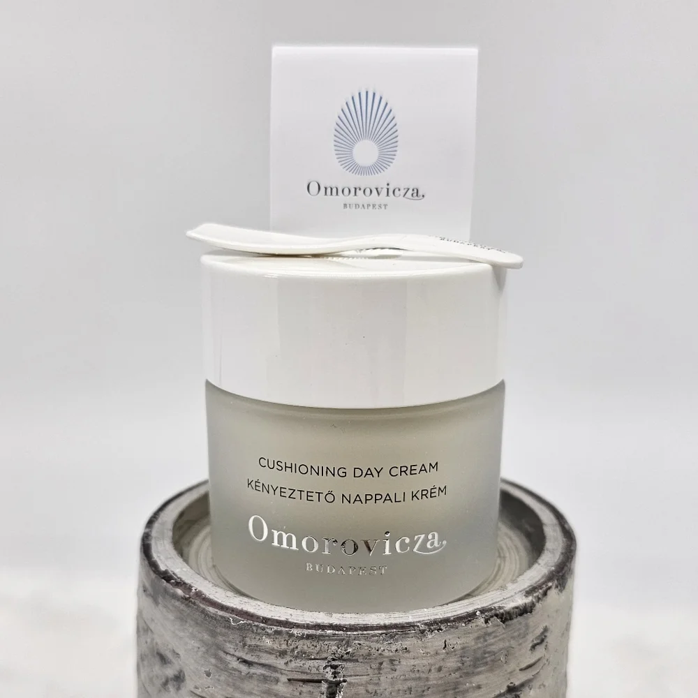 Omorovicza Budapest cushioning day cream 1.7 fl oz 50ml - Picture 2 of 6